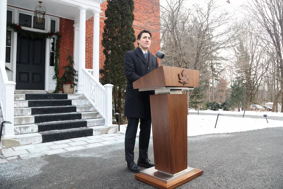 Canada's Prime Minister Justin Trudeau speaks to reporters, announcing he intends to step down as Liberal Party leader, but he will stay on in his post until a replacement has been chosen, from his Rideau Cottage residence in Ottawa, Ontario, Canada, January 6, 2025. Photo: Reuters