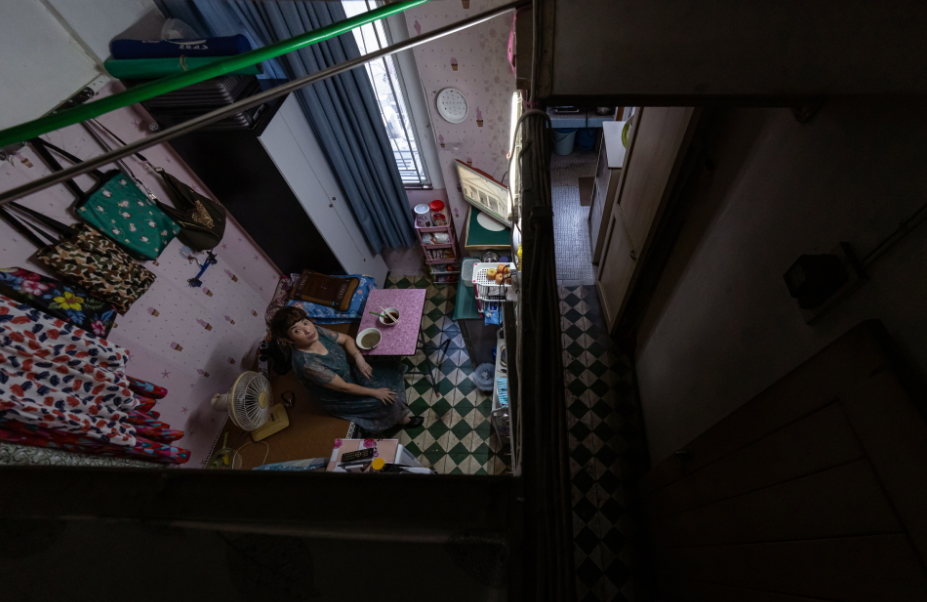 Hong Kong struggles to improve conditions in tiny, crowded homes