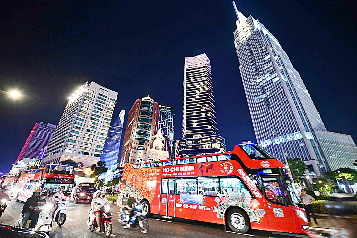 Breakthrough reforms needed to develop Ho Chi Minh City into int’l financial center