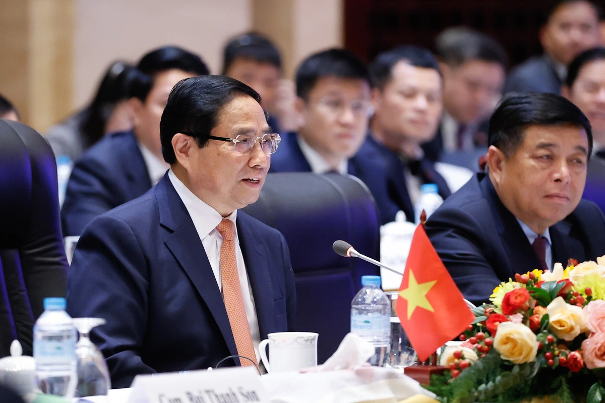 Vietnam, Laos target $5bn trade