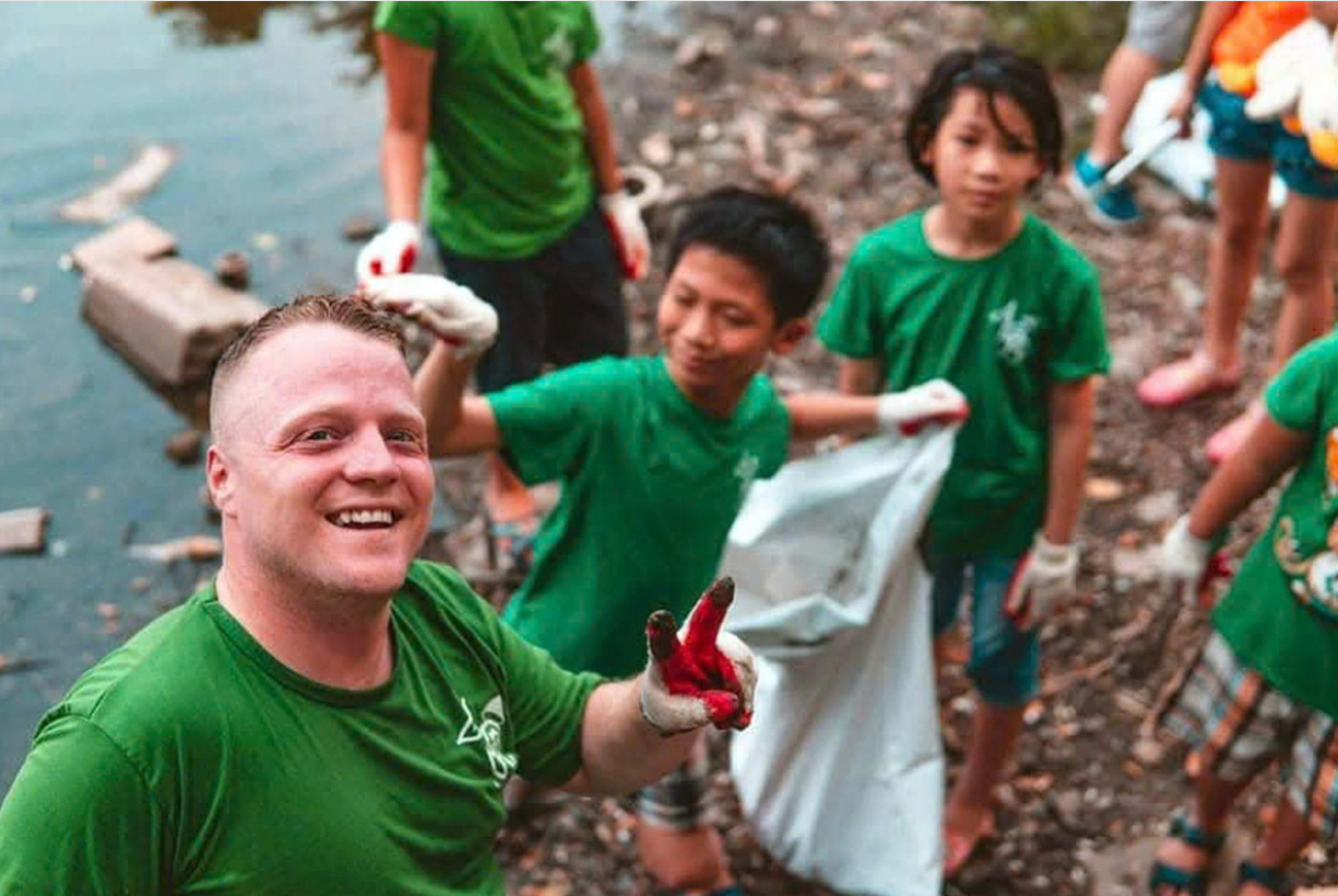 Locals, foreigners battle Hanoi’s waste crisis