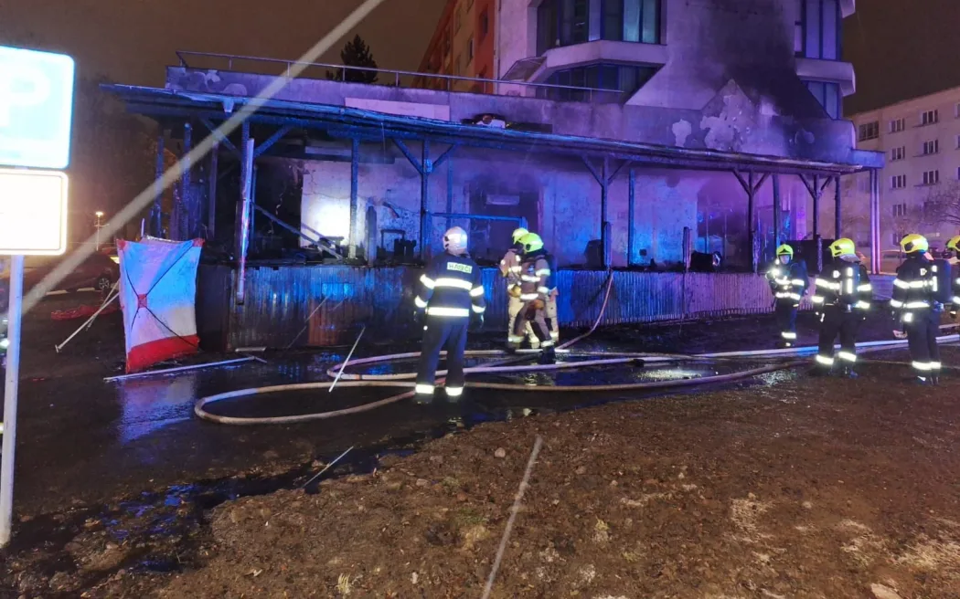 Six killed in explosion at Czech restaurant