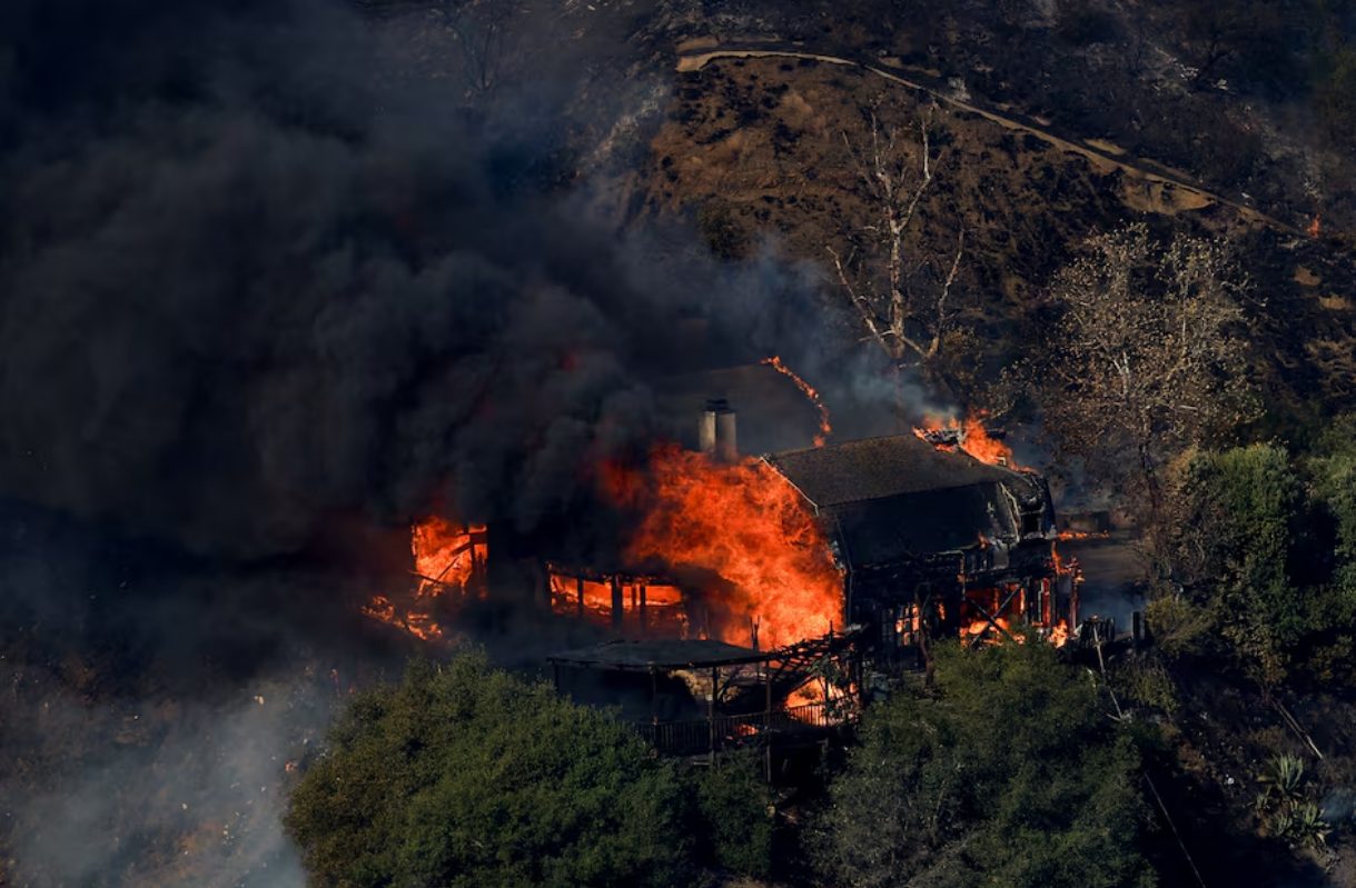 Mandeville Canyon, Los Angeles, January 11, 2025. Photo: Reuters