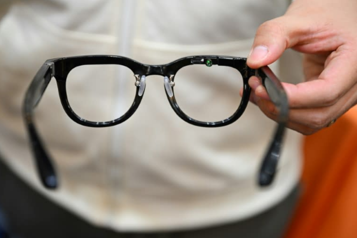 Smart glasses enter new era with sleeker designs, lower prices