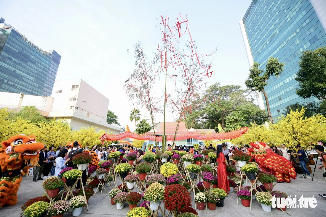 ‘Cay neu,’ a tall bamboo tree believed to ward off ghosts and monsters from entering the community during Tet in Vietnam, at the 2025 Vietnamese Tet Festival at the Youth Culture House in Ho Chi Minh City, January 13, 2024.