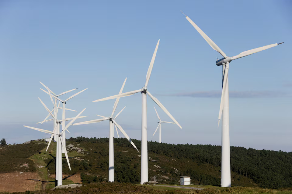 How a storm of lawsuits paralyzed wind mills in northwest Spain