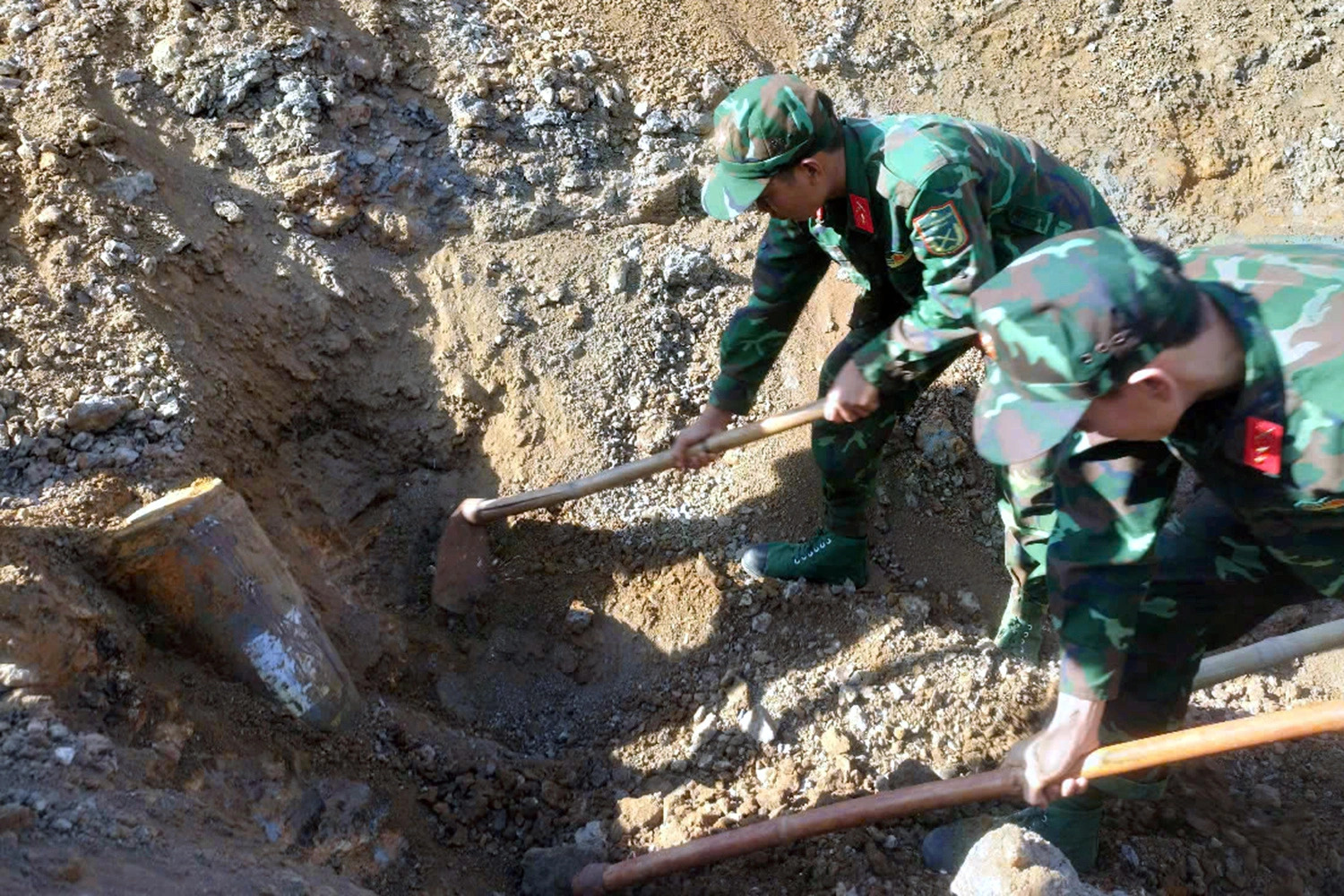 Man discovers 227kg unexploded wartime bomb while digging irrigation pond in southern Vietnam