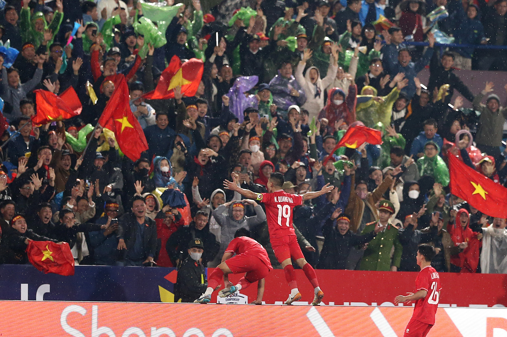 Fans celebrate a Vietnam’s goal during a 2024 ASEAN Championship game at Viet Tri Stadium and Sports Complex in Phu Tho Province, northern Vietnam. Photo: Hoang Tung / Tuoi Tre