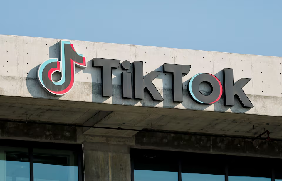 TikTok logo is pictured on the U.S. headquarters of the social media company in Culver City, California, U.S. January 18, 2025. Photo: Reuters