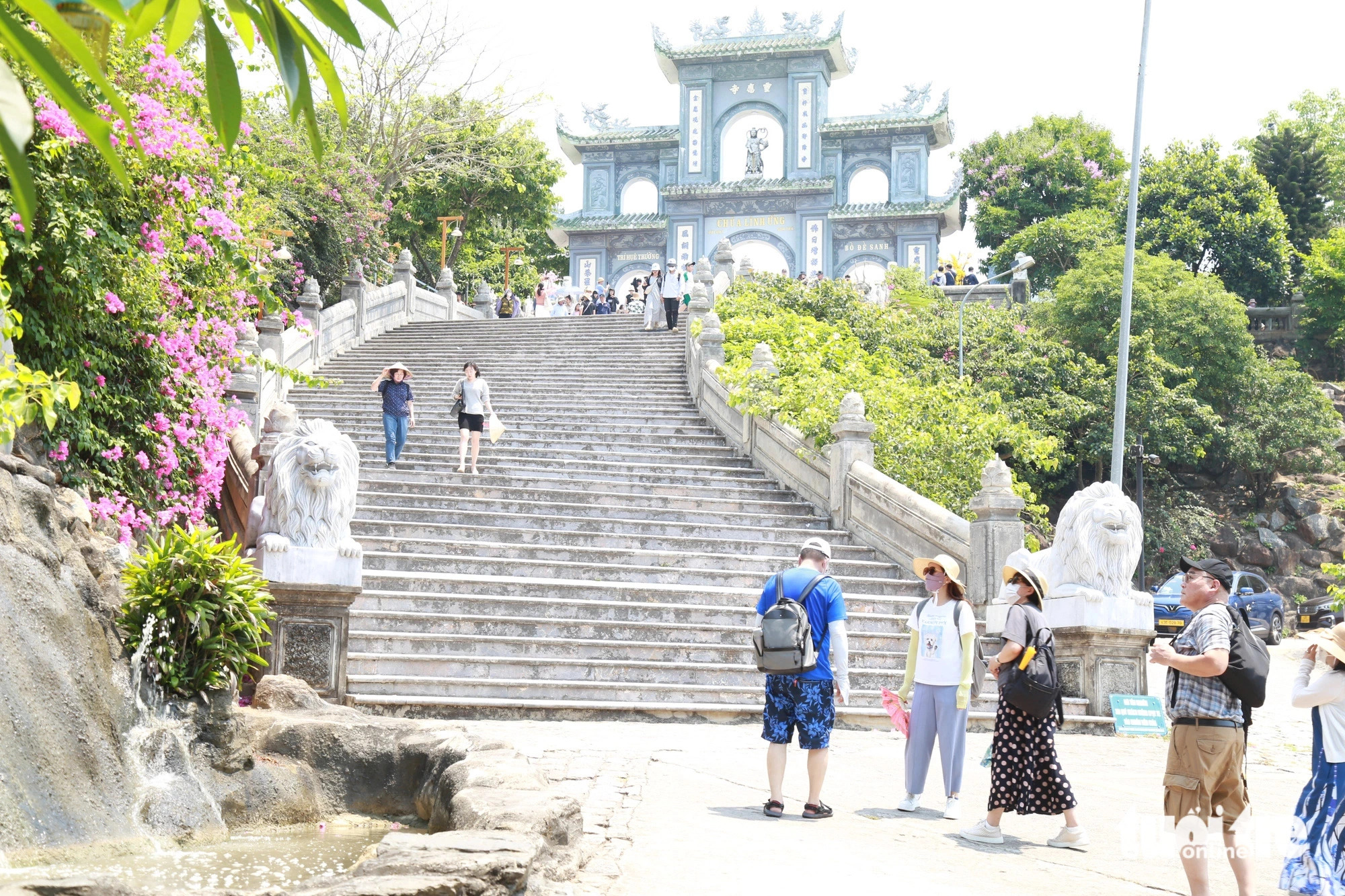 Linh Ung Pagoda offers a serene retreat for Tet visitors to Da Nang City, central Vietnam. Photo: Doan Nhan / Tuoi Tre