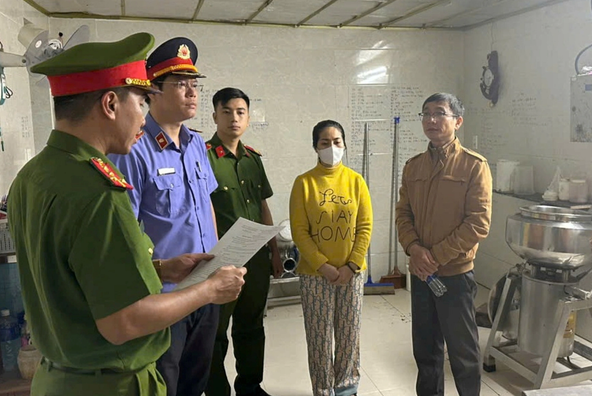 Couple to go on trial for using borax in ‘cha’ production in Da Nang