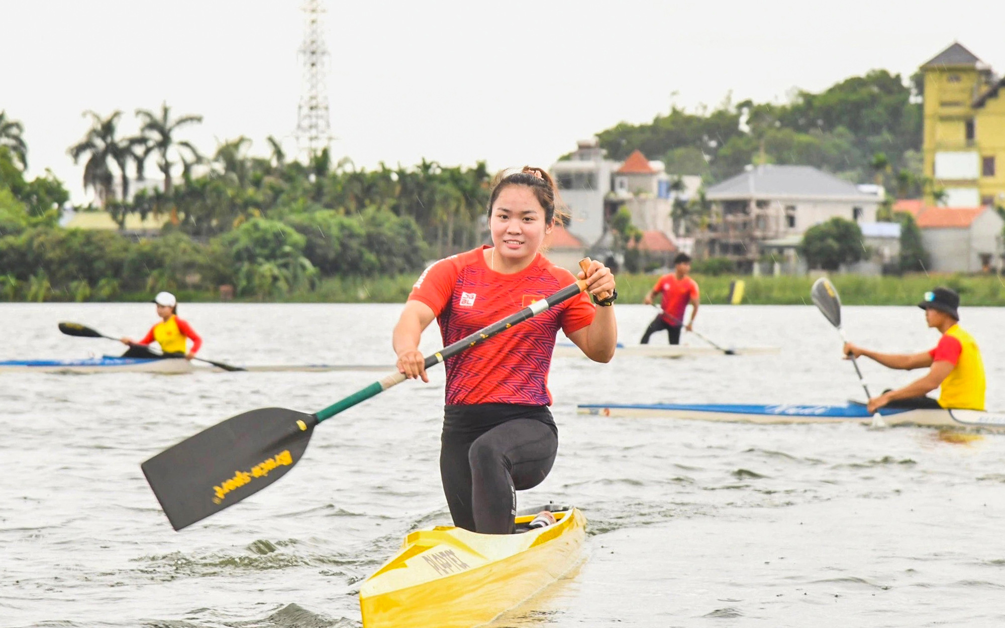 Vietnam's Olympic canoeist requests to quit training over unpaid bonuses