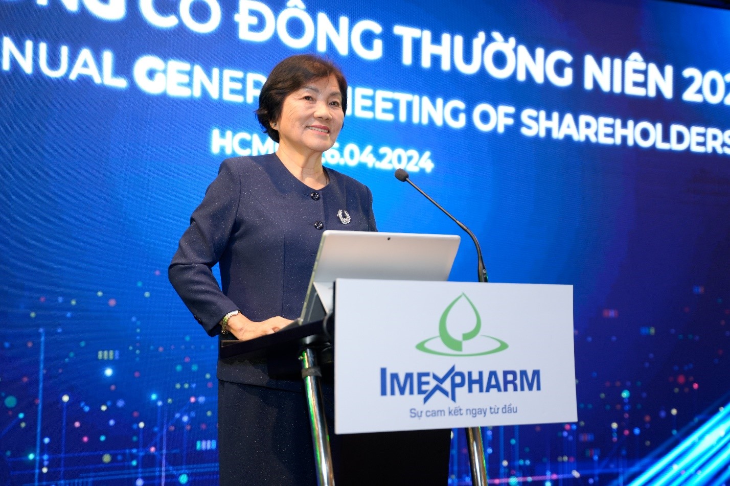 People's Physician, Pharmacist Tran Thi Dao, General Director of Imexpharm spoke at the 2024 Imexpharm General Meeting of Shareholders. Photo: Imexpharm