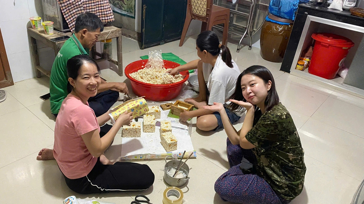 Foreign teachers’ special love for Vietnamese Tet