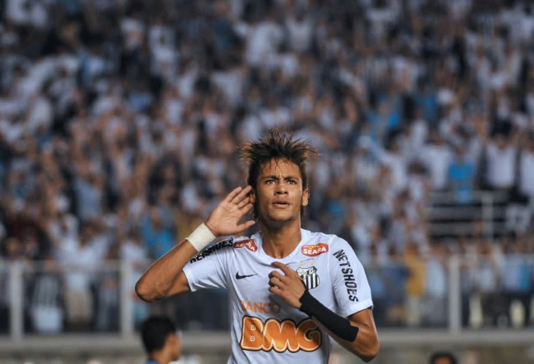 Neymar announces return to Brazil's Santos