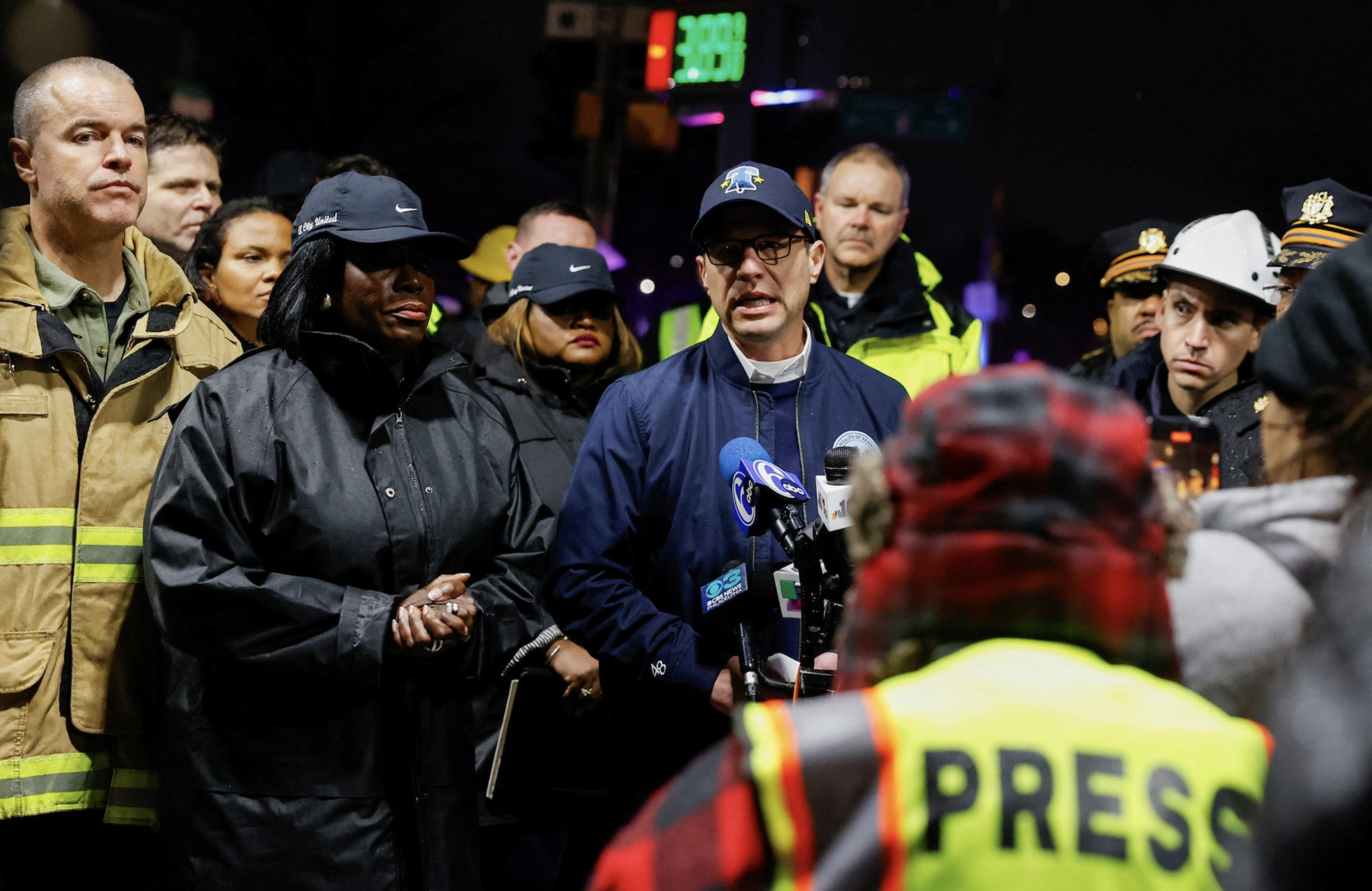 Pennsylvania Governor Josh Shapiro speaks to the press, as Philadelphia Mayor Cherelle Parker listens, at the site of a plane crash in Philadelphia, Pennsylvania, U.S., January 31, 2025. Photo: Reuters