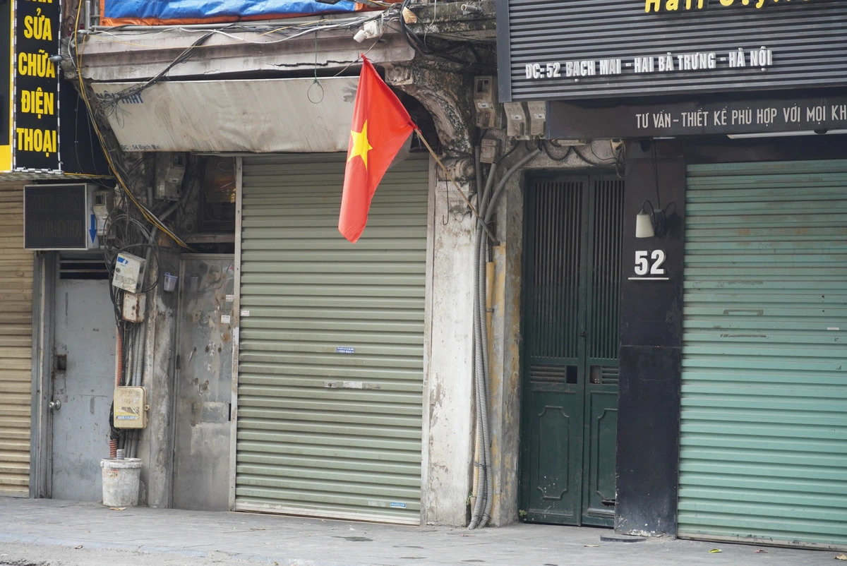 Hanoi crab noodle soup shop apologizes for charging diners 10 times normal price