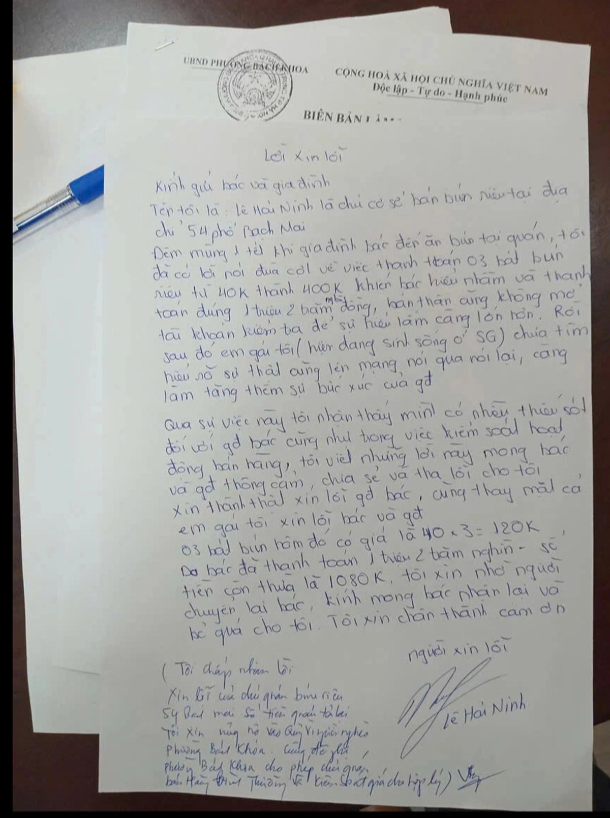 This social media post shows a letter of apology from the owner of the ‘bun rieu’ shop at 54 Bach Mai Street in Hai Ba Trung District, Hanoi, Vietnam. The apology was accepted by the receiver, who wrote the words of acceptance at the bottom left corner of the letter. Photo: Social media