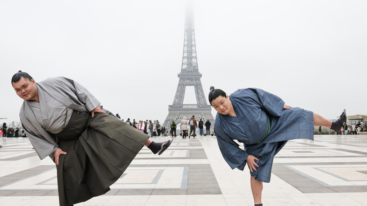 Sumo returns to Paris and turns heads