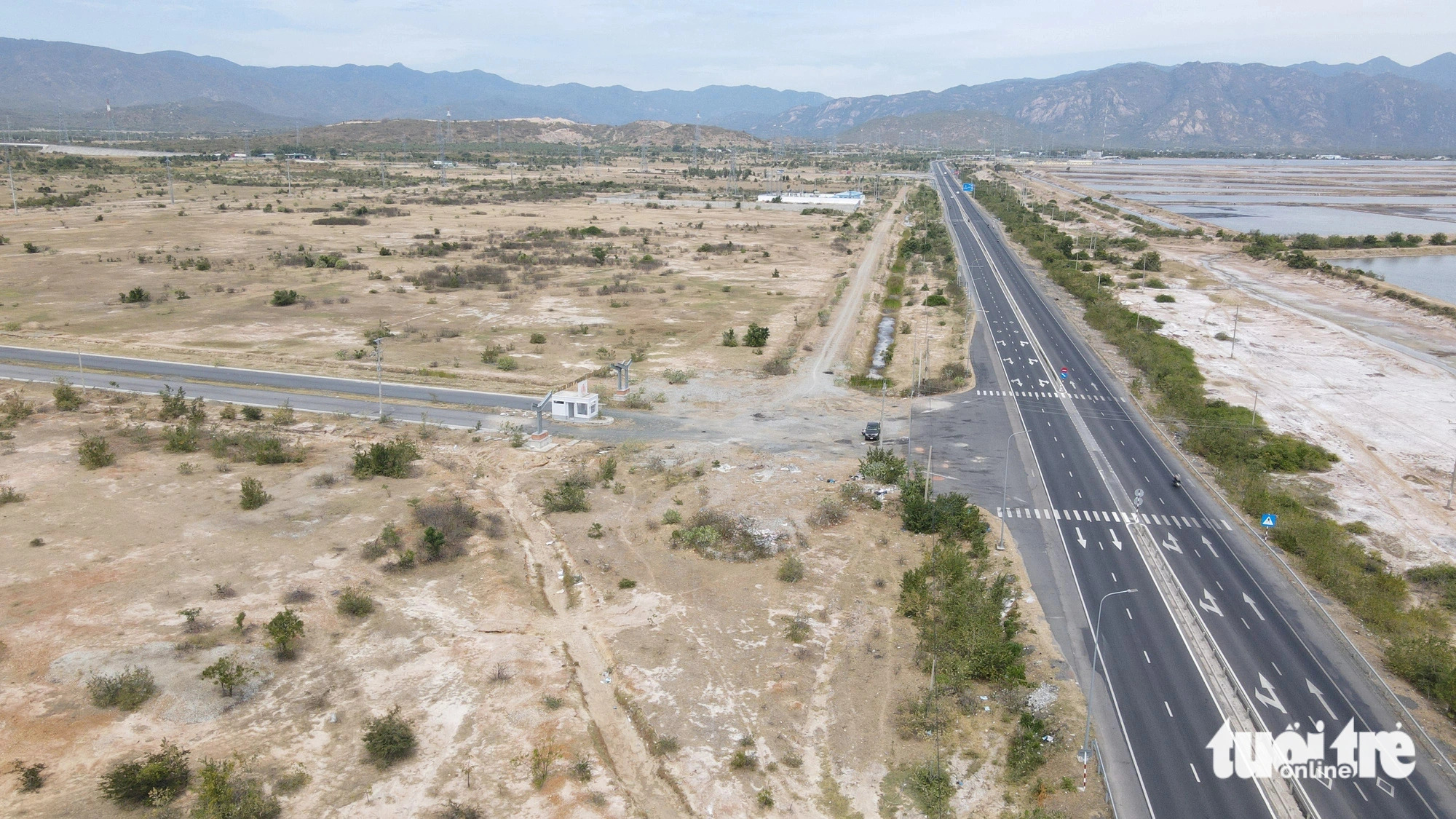 Tuy Phong Industrial Park is strategically located along National Highway 1, near the North-South Expressway and Vinh Tan International Port. Photo: Duc Trong / Tuoi Tre