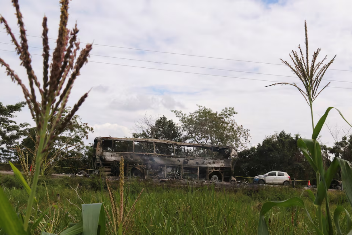 A burned bus is pictured after colliding with a trailer, Escarcega, Campeche, Mexico, February 8, 2025. Photo: Reuters