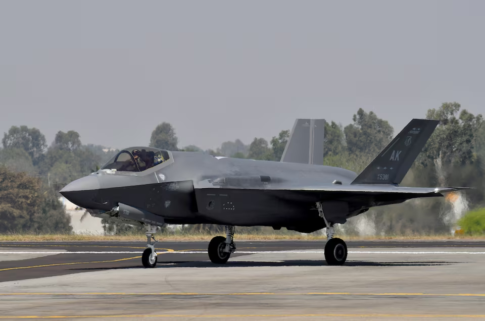 U.S. Air Force F-35 fighter jet taxis during the Aero India 2023 air show at Yelahanka air base in Bengaluru, India, February 13, 2023. Photo: Reuters