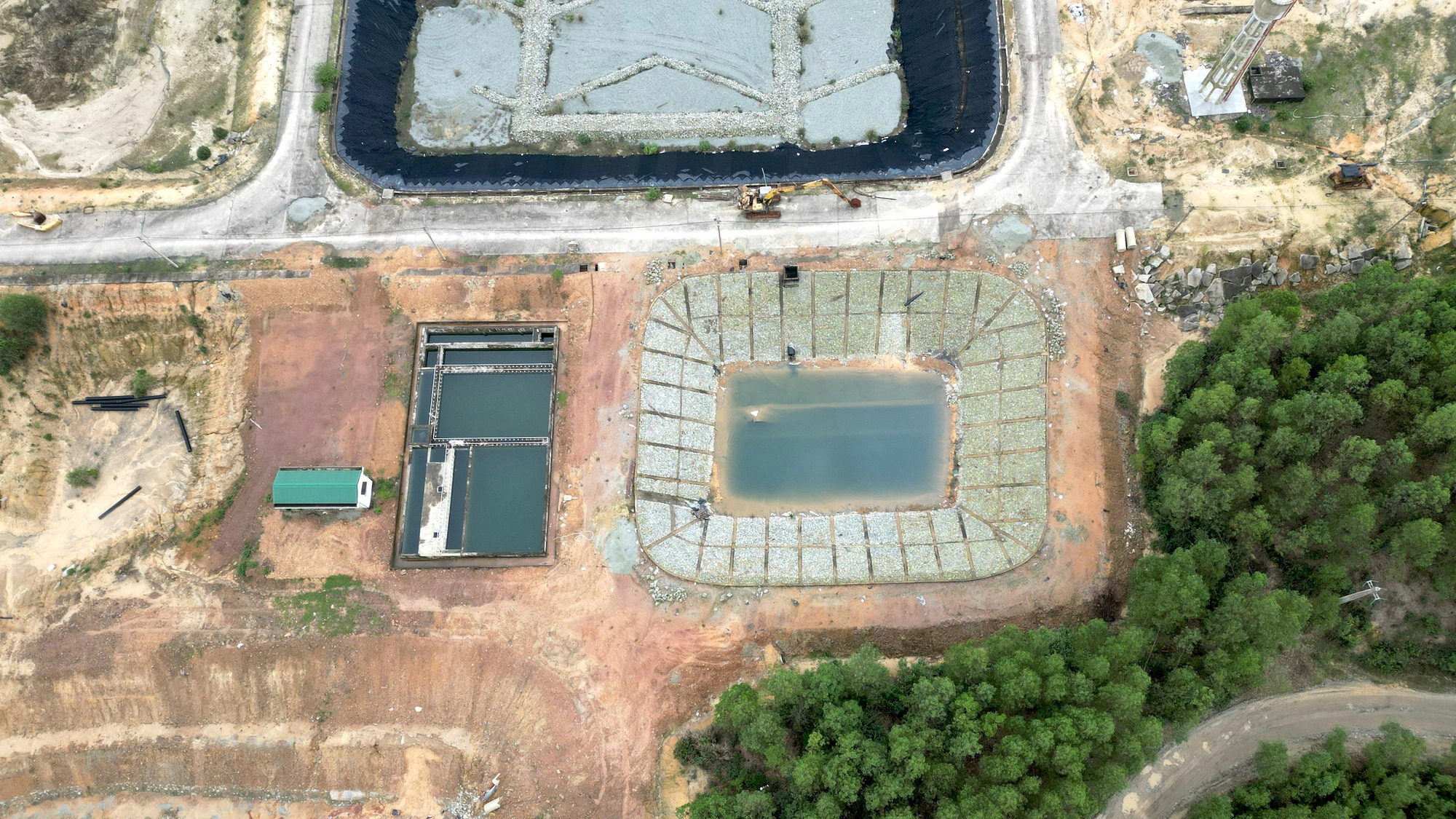 A partially constructed landfill cell at the waste treatment project site. Photo: T.Xuan