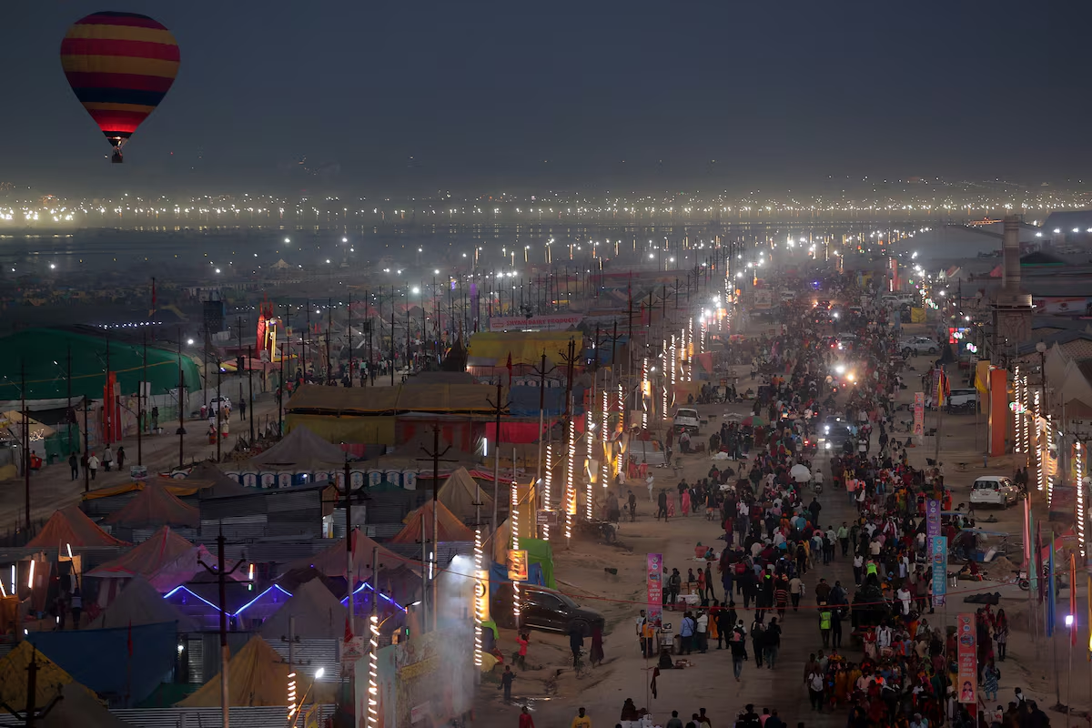 An evening view of Arail Ghat on the banks of Yamuna River during the 'Maha Kumbh Mela', or the Great Pitcher Festival, in Prayagraj, India, February 10, 2025. Photo: Reuters