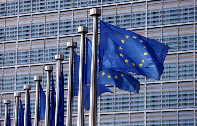 EU ditches plans to regulate tech patents, AI liability, online privacy