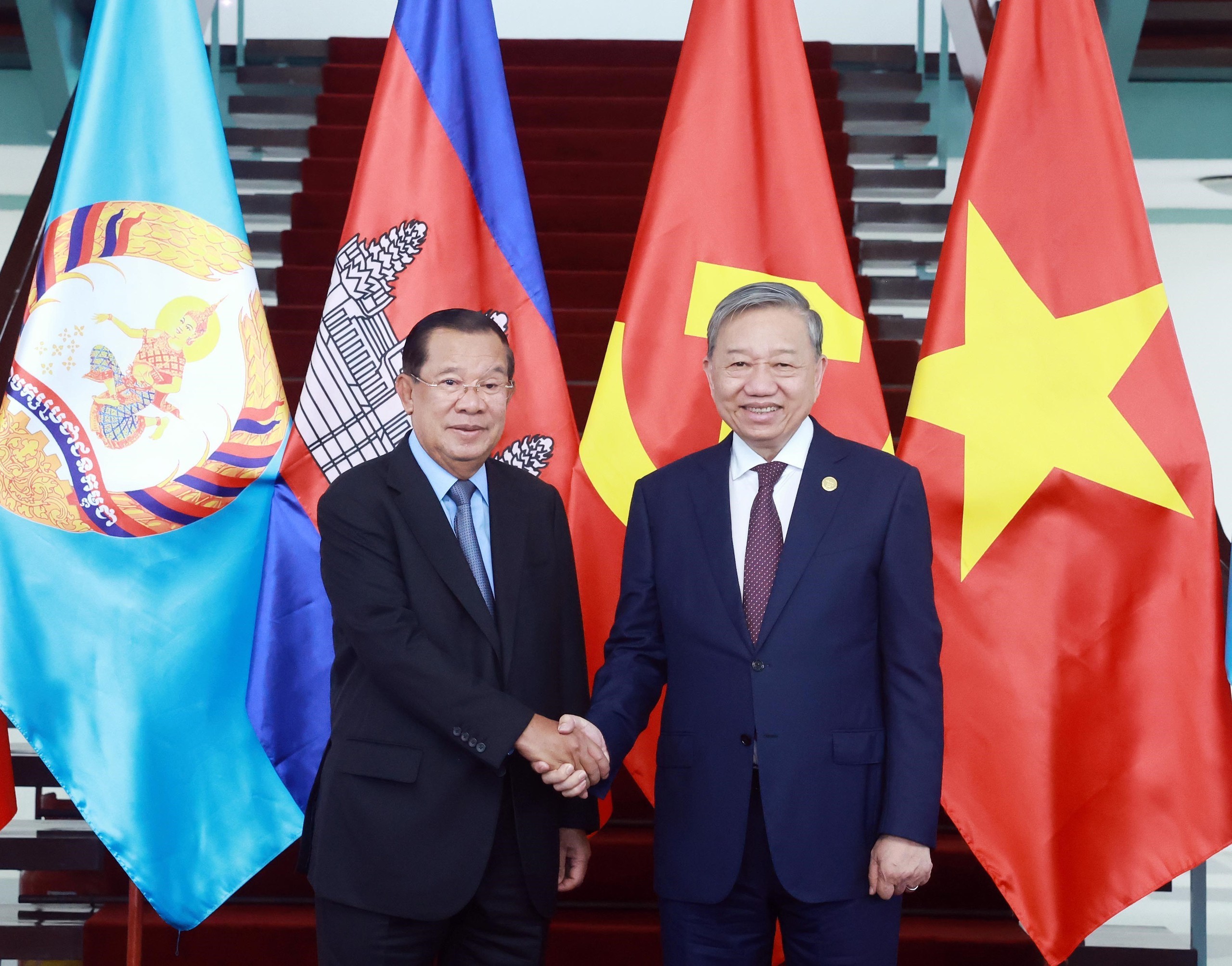 Vietnam, Cambodia boost ties in high-level meeting in Ho Chi Minh City