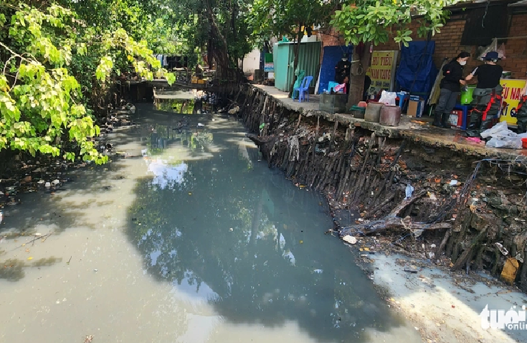 A section of Hy Vong Canal in Tan Binh District, Ho Chi Minh City after being cleaned. Photo: Ngoc Khai / Tuoi Tre