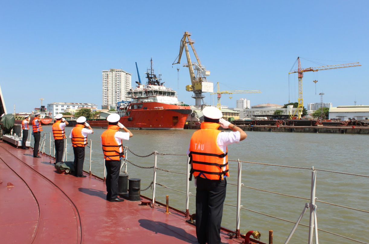 Vietnam’s ship 09 docks at a port in Ba Ria - Vung Tau Province, southern Vietnam after finishing the mission at the fifth Multilateral Naval Exercise Komodo in Indonesia. Photo: The Vietnam People's Navy