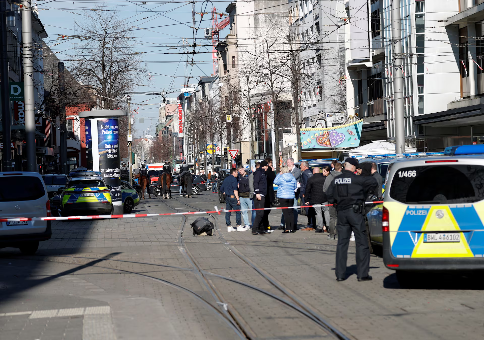 Police secure the area after a car drove into a crowd, in Mannheim, Germany, March 3, 2025. Photo: Reuters