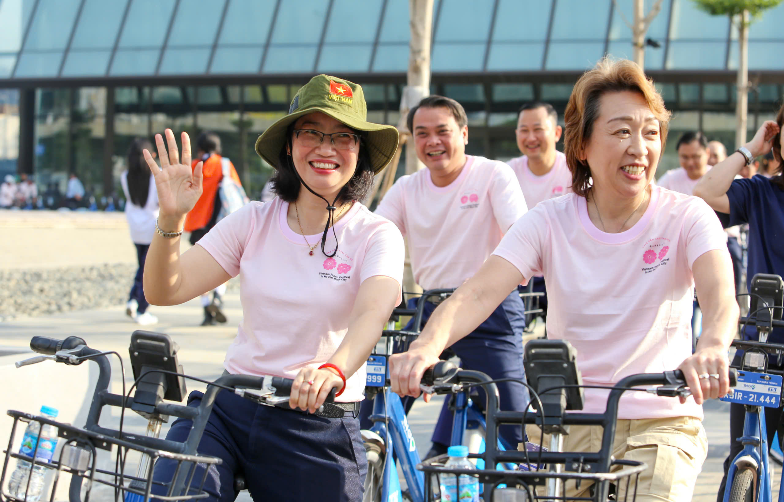 10th Japan Vietnam Festival kicks off with cycling event in Ho Chi Minh City