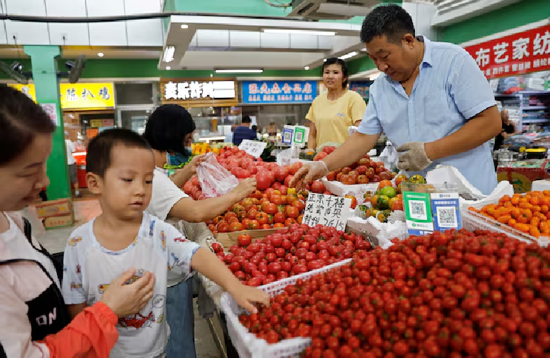 China's deflationary pressures deepen in February