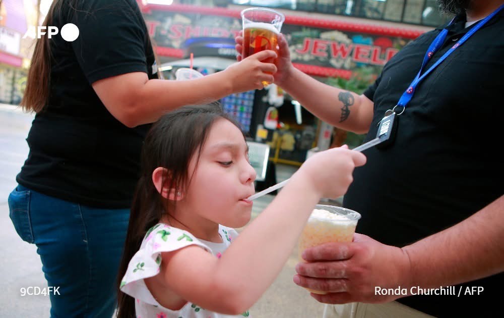 Kids under eight shouldn't drink slushies, researchers warn