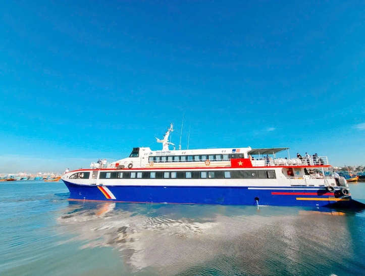 Ho Chi Minh City to re-launch express boat service to Con Dao Island in late March