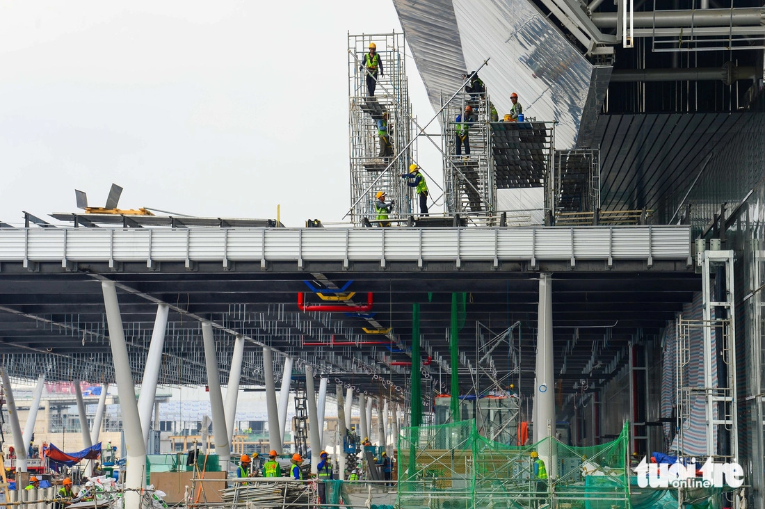 A section of Terminal 3 at Tan Son Nhat Airport in Ho Chi Minh City, where construction is being expedited, March 17, 2025. Photo: Quang Dinh / Tuoi Tre