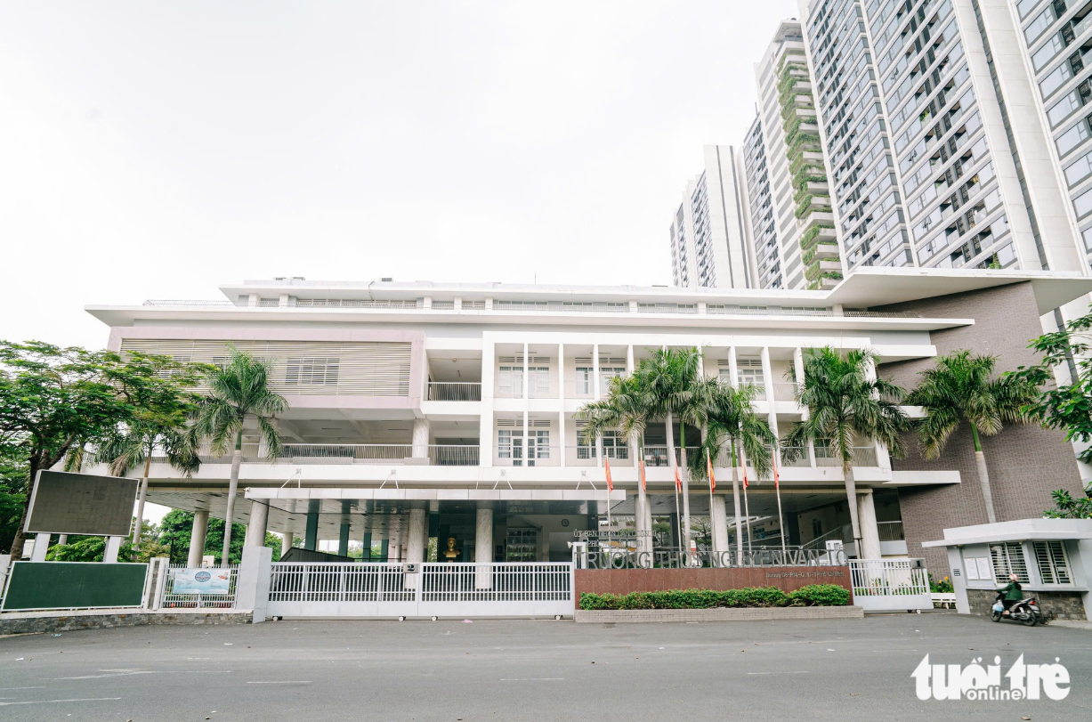 Nguyen Van To Secondary School in District 10, Ho Chi Minh City. Photo: Thanh Hiep / Tuoi Tre