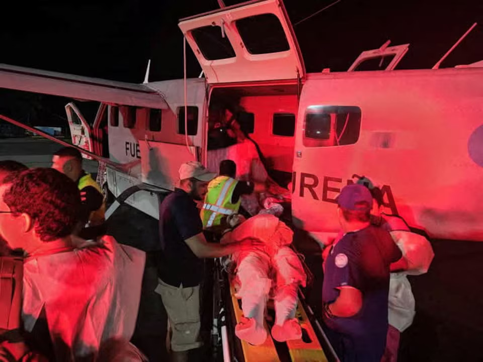 7 dead after Honduras plane crashes into the water after takeoff