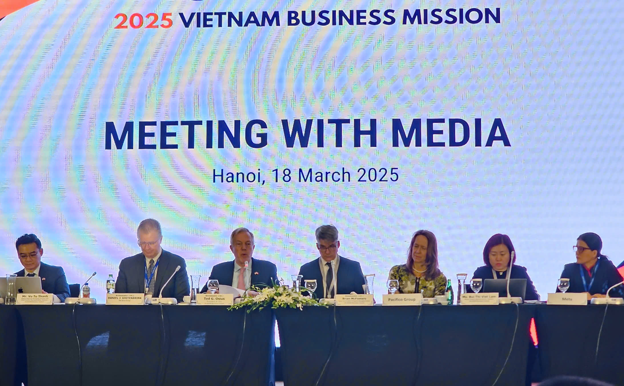 Largest-ever US business delegation visits Vietnam amid growing bilateral ties