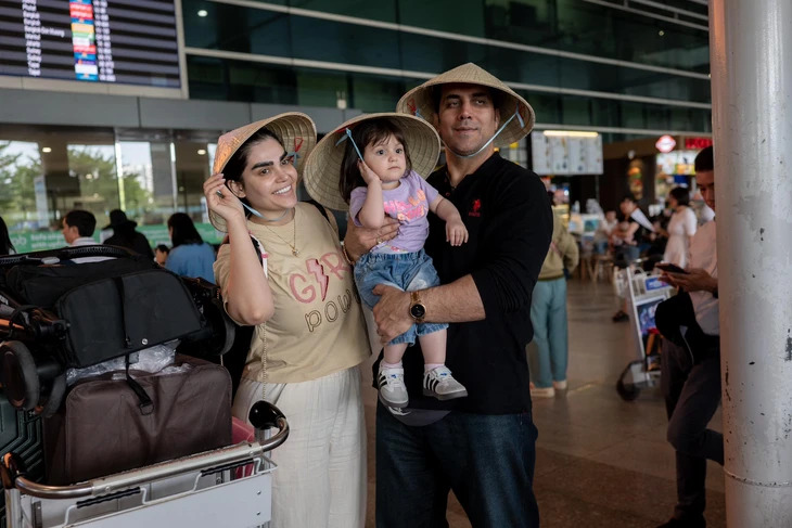 Ho Chi Minh City welcomes first charter flight from Iran