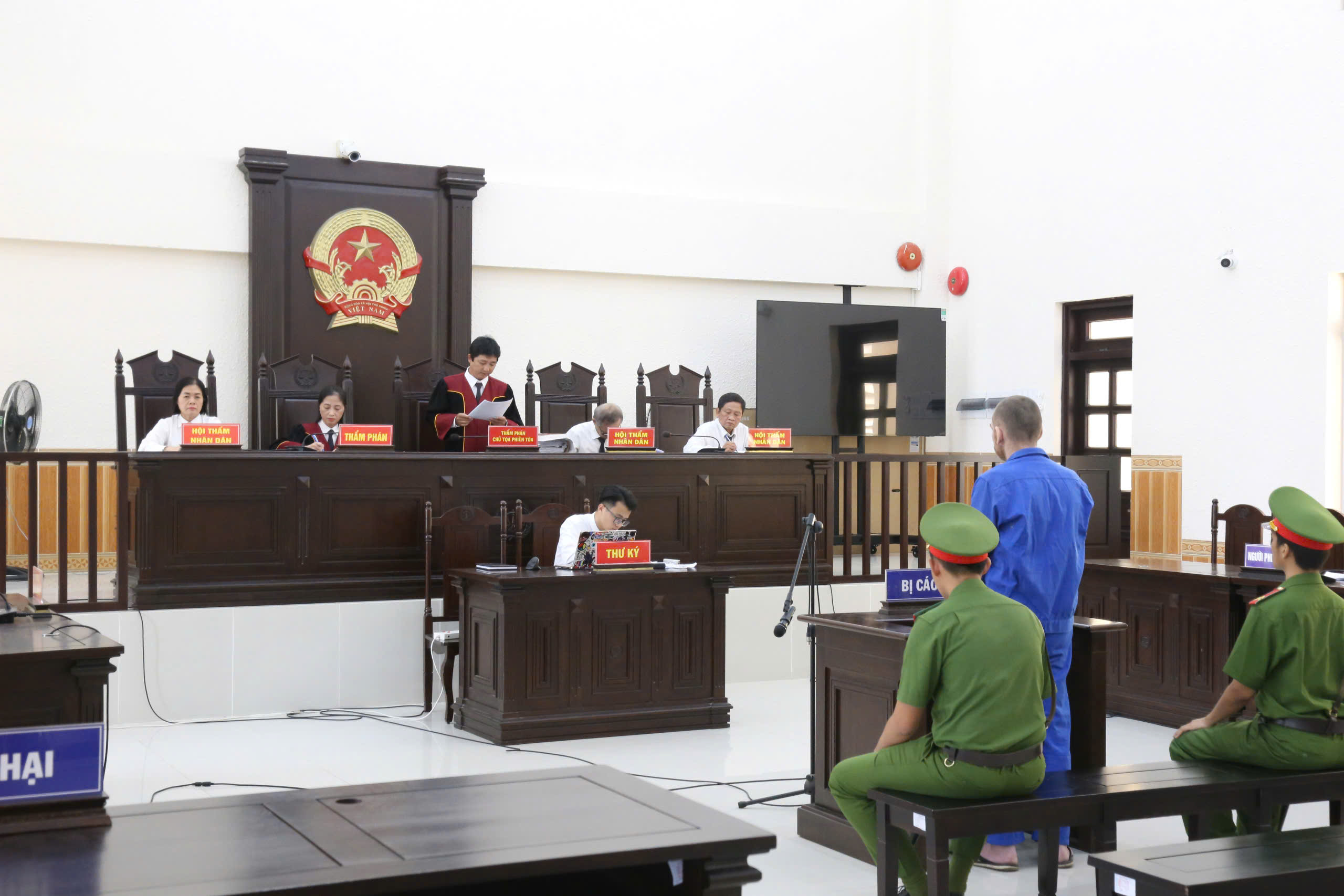 Russian chef sentenced to 18 years for murder of countryman in Vietnam