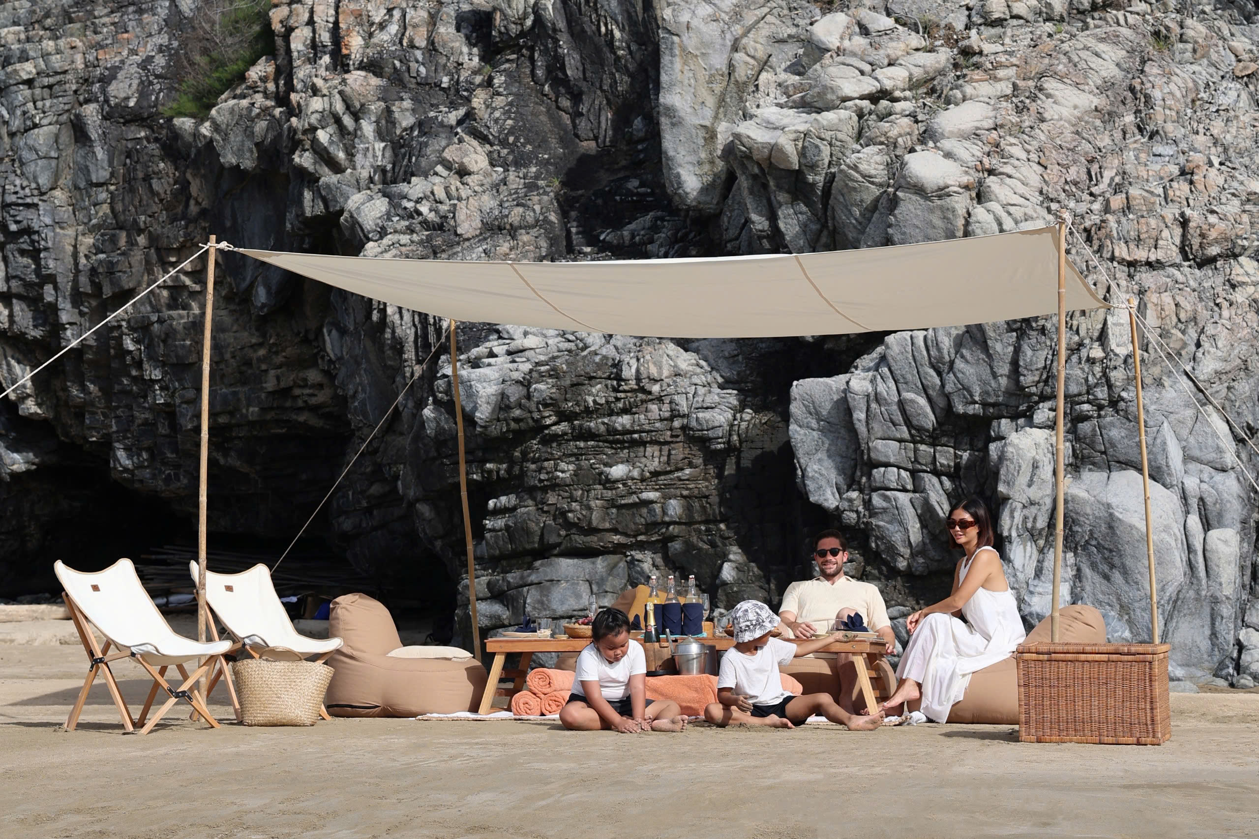 A hideaway picnic at Six Senses Con Dao